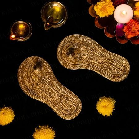 Traditional Brass Charan Paaduka (Khadaau)